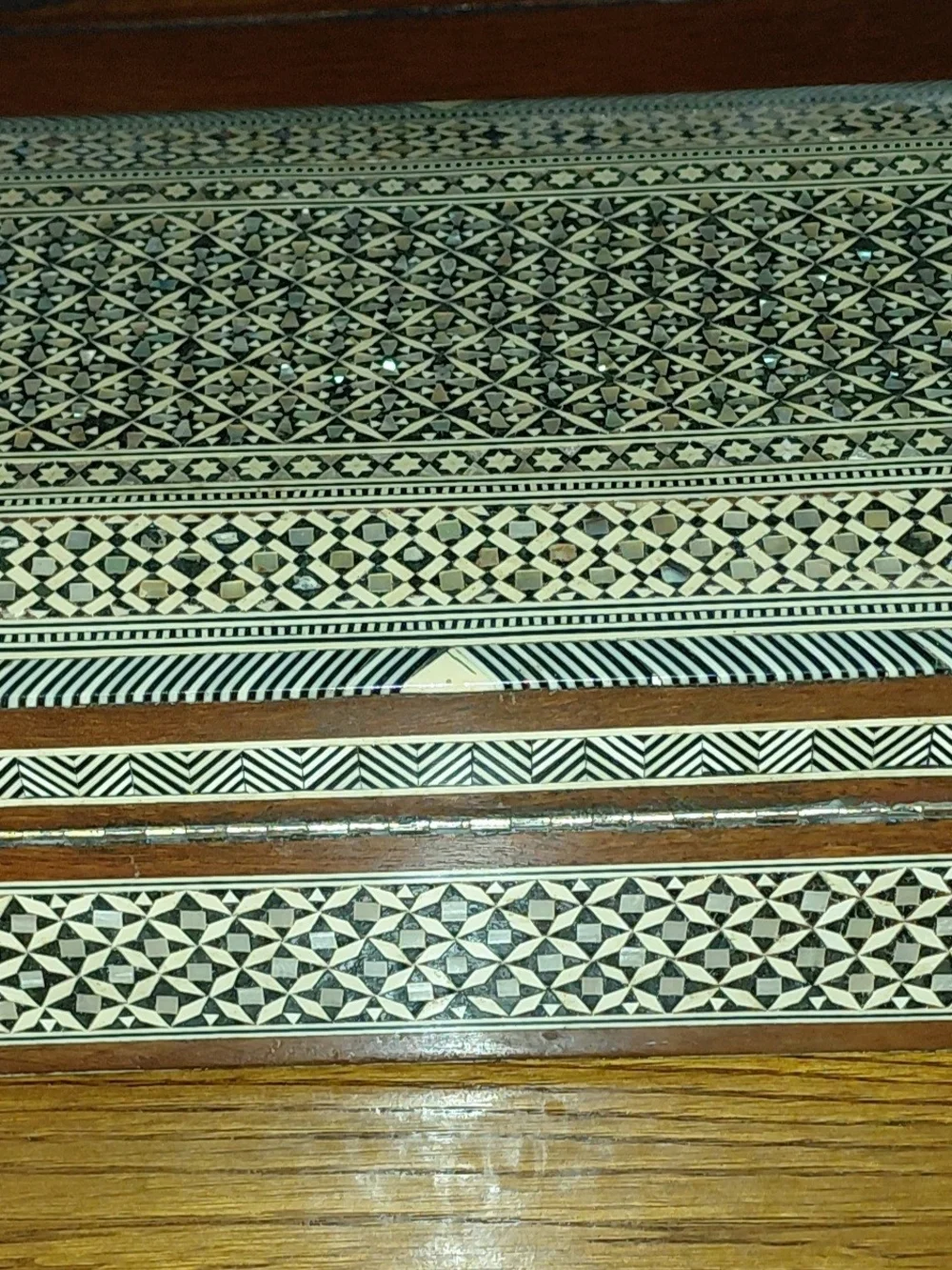 N/A handcrafted decorative